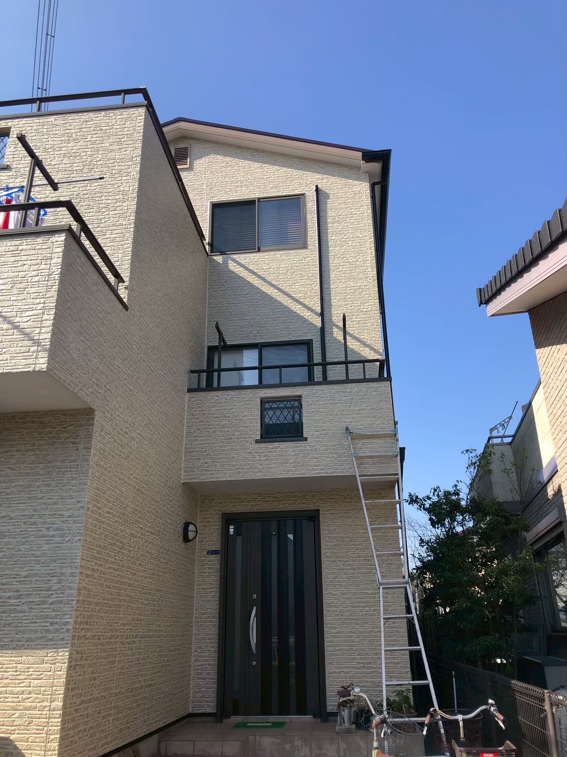 練馬区で格安外壁塗装のあまば建装｜職人に直接頼める激安塗装店