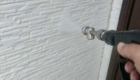 塗装前（屋根・外壁）の高圧洗浄の目的と必要性を解説