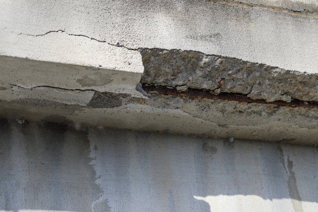 モルタル外壁の爆裂